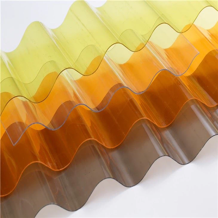 Feuille de toiture en polycarbonate profilée à fort impact