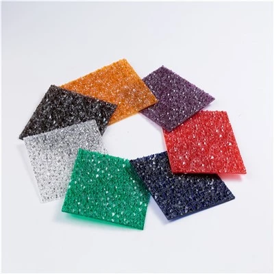 Polycarbonate texturé avec diamant en relief